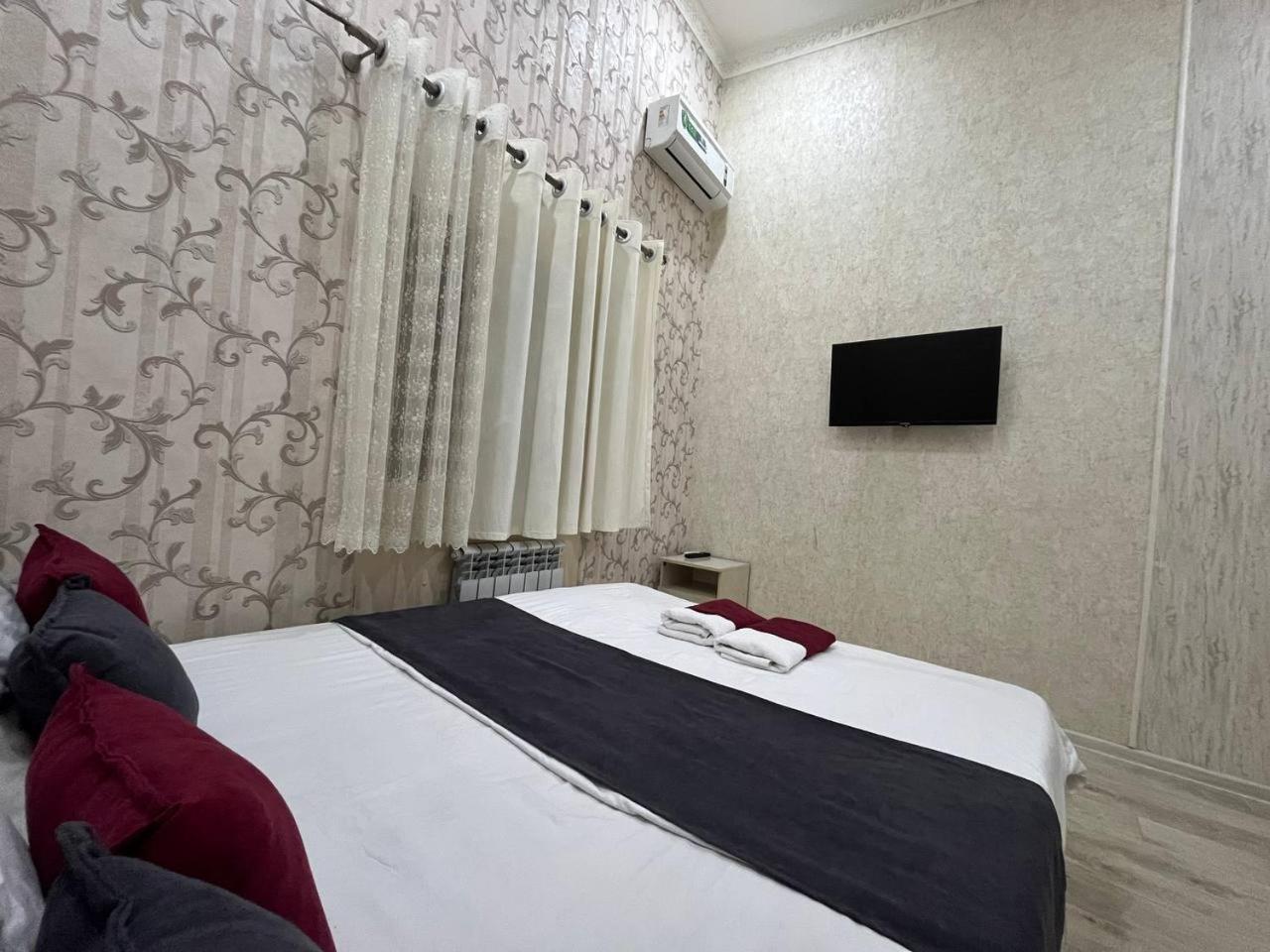 Fenix Hotel Tashkent Exterior foto