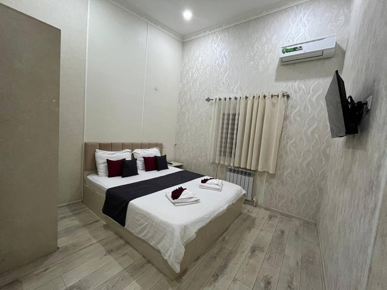 Fenix Hotel Tashkent Exterior foto