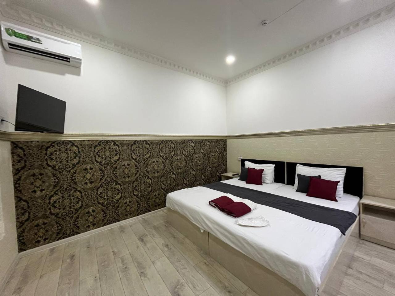 Fenix Hotel Tashkent Exterior foto