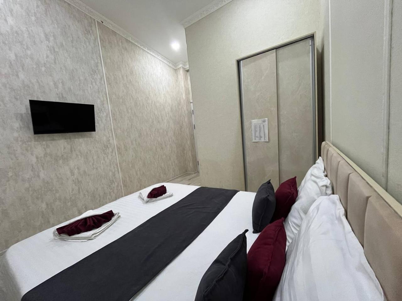 Fenix Hotel Tashkent Exterior foto