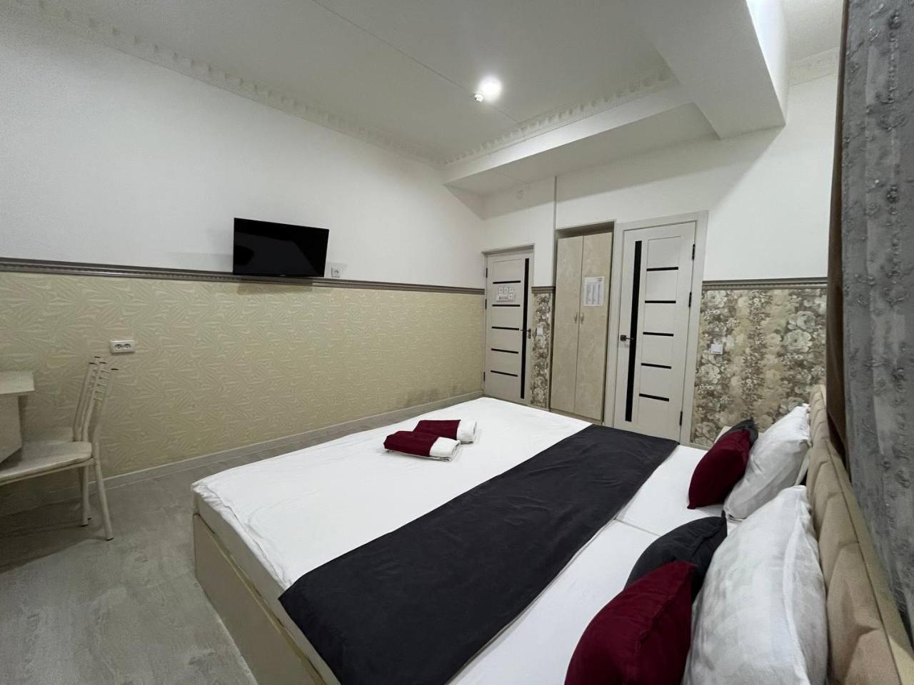 Fenix Hotel Tashkent Exterior foto