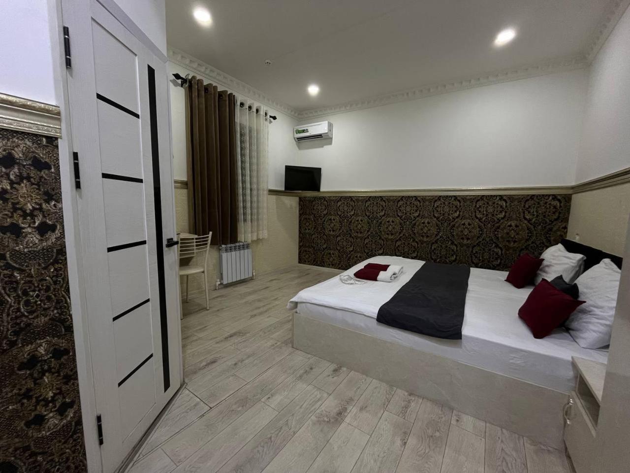 Fenix Hotel Tashkent Exterior foto